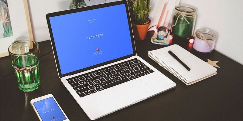 Download 25 Best Free MacBook Mockups - DigitalTemplateMarket